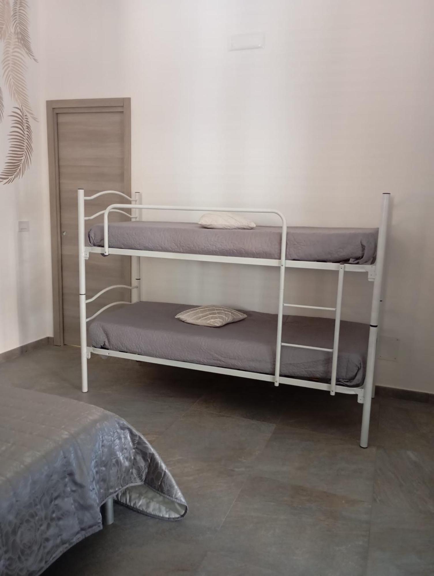 D&A Appartament Bari Bagian luar foto